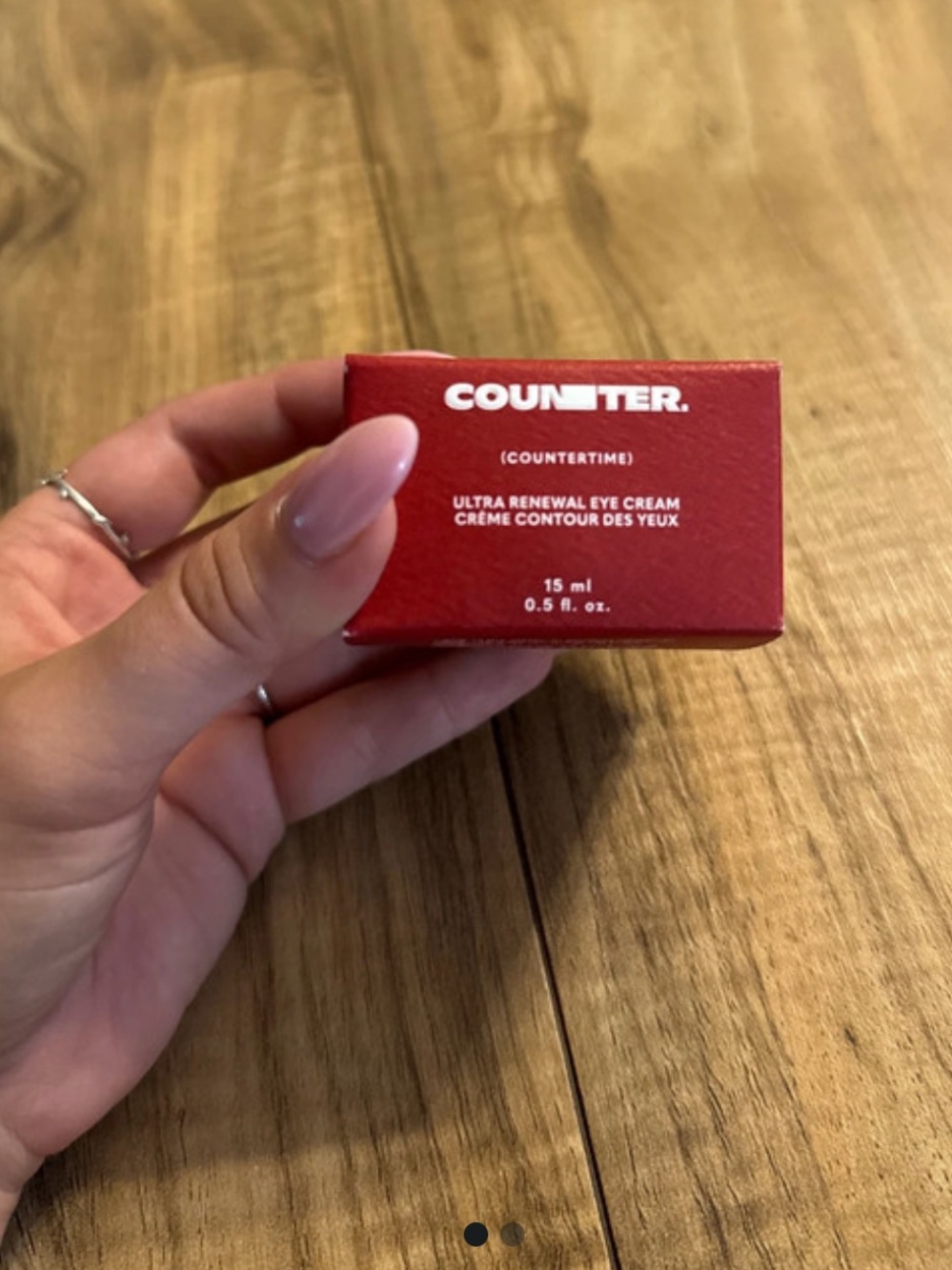 Counter Ultra Renewal Eye Cream - Red